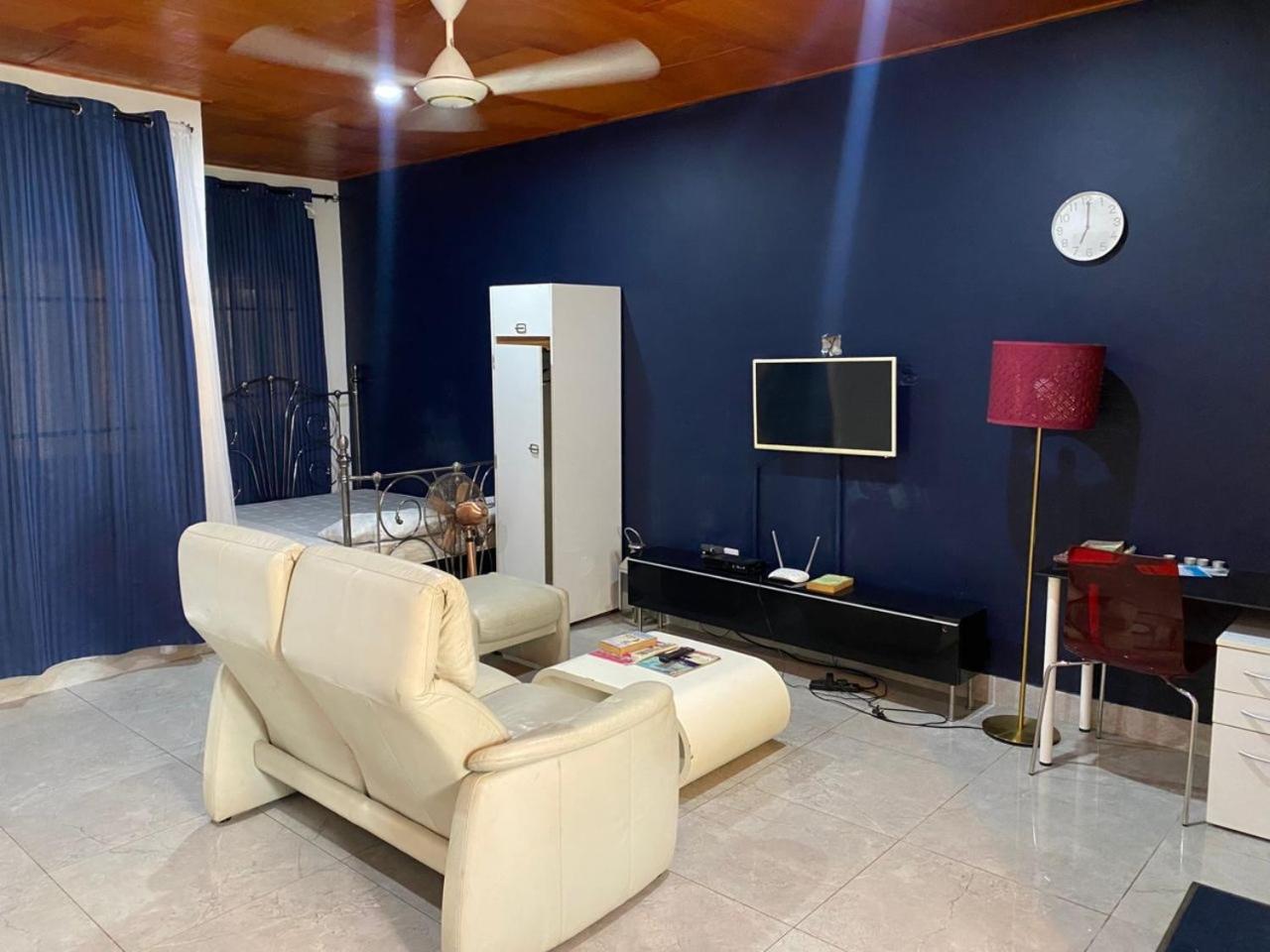 Yazmin Studio Residence Lamin Экстерьер фото
